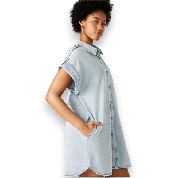 STEVE MADDEN Ilara Denim Shirt Dress Short Sleeve Button Snap Size S Shift - Picture 1 of 10